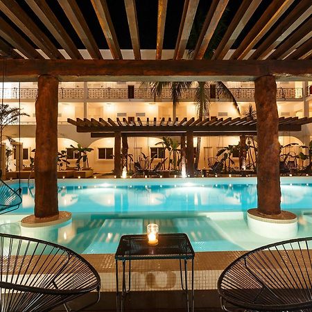Hotel Hm Playa Del Carmen Esterno foto