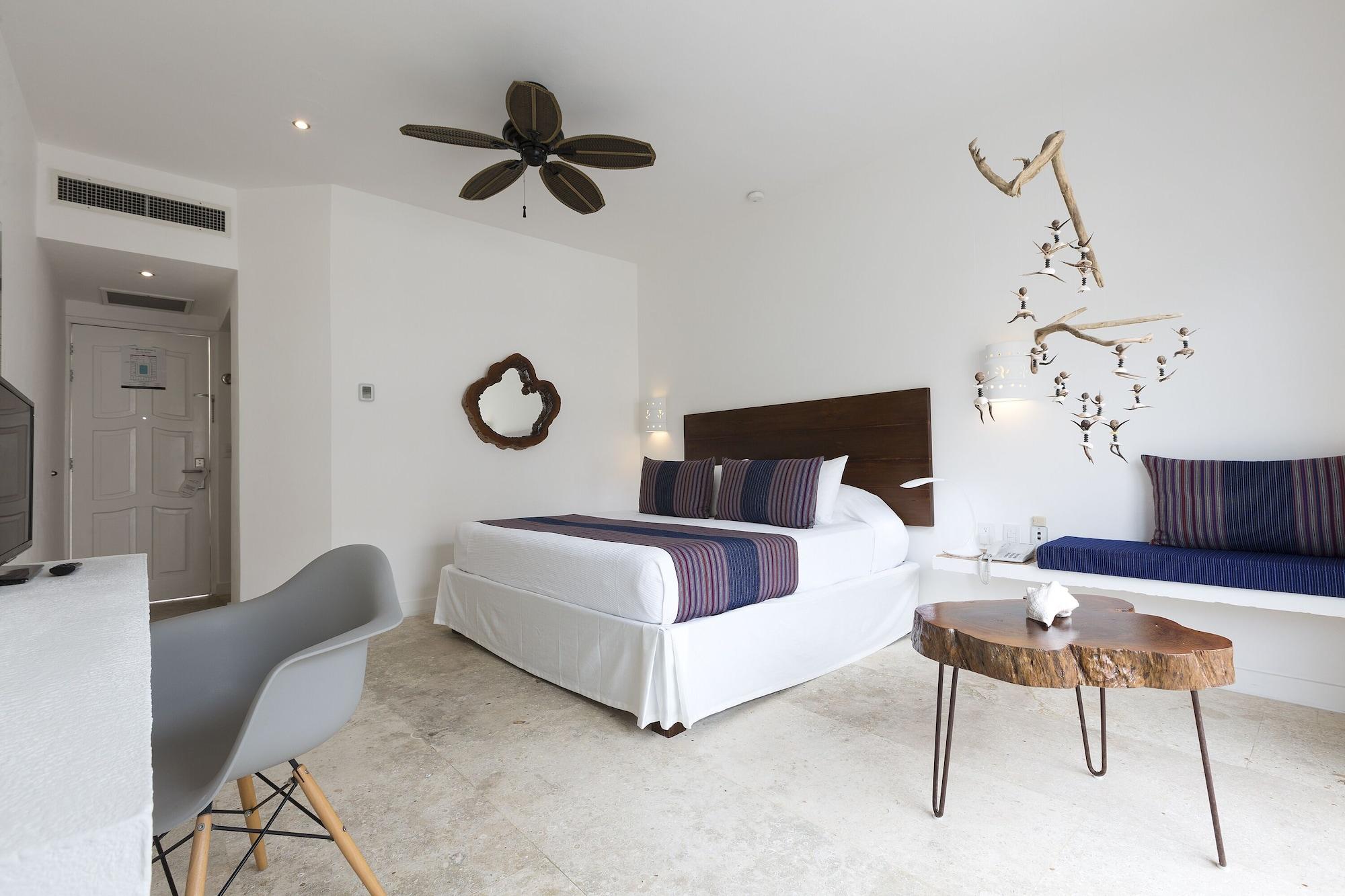Hotel Hm Playa Del Carmen Esterno foto