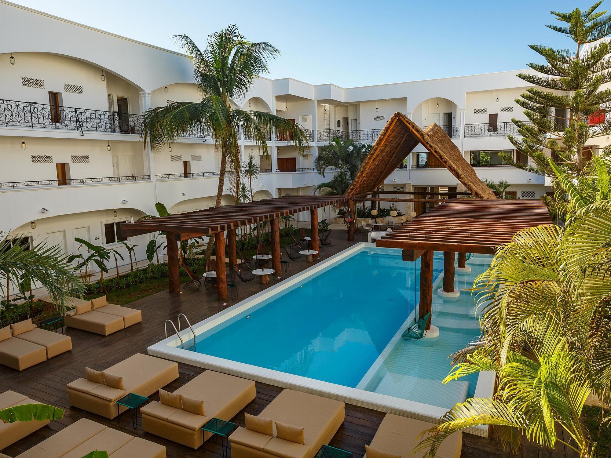 Hotel Hm Playa Del Carmen Esterno foto