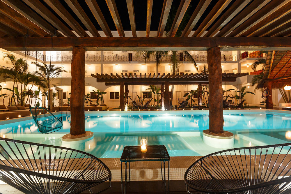 Hotel Hm Playa Del Carmen Esterno foto